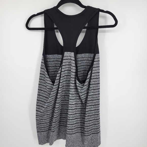 Danskin Now Women’s Loose Fit  Dri More Top Size XXL - Picture 4 of 7